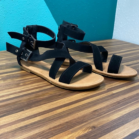 TOP Moda Black Sandals - Picture 10 of 13